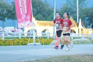 BIB: 
                            <button type="button" onclick="openModal(27850176)" class="btn btn-primary btn-sm float-right btn-popup" data-toggle="modal" data-target=".modal-high-quality">
                        <i class="fas fa-shopping-cart"></i> Add to Cart
                    </button>
                                            <button type="button" onclick="isThisMe(27850176, true)" class="btn btn-success btn-sm float-right btn-popup btn-isme hidden" data-toggle="tooltip" data-placement="bottom" title="นี่คือรูปของคุณใช่ไหม คลิกที่นี่เพื่อเอาเข้าอัลบั้ม">
                        <i class="fas fa-plus"></i> Add to album
                    </button>
                    <button type="button" onclick="isThisMe(27850176, false)" class="btn btn-warning btn-sm float-right btn-popup btn-isnotme hidden">
                        <i class="fas fa-ban"></i> Remove from album
                    </button>